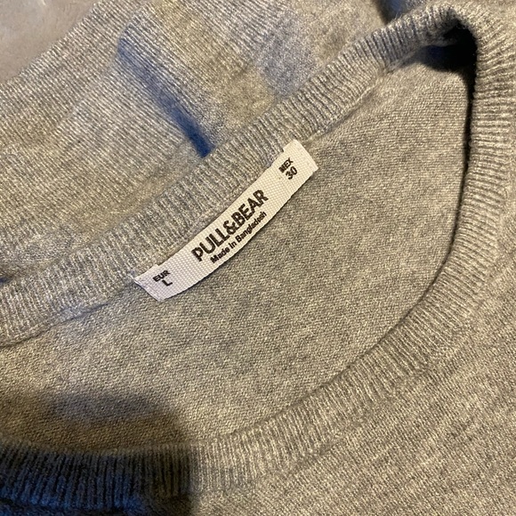 🌟Pull & Bear grey cropped knit sweater🌟 - Picture 2 of 5